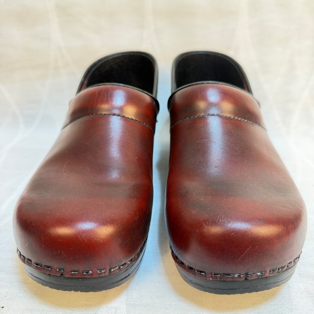 Dansko Women's Professional Cordovan Cabrio Clog US 9.5-10 EU 40 Burgundy - Picture 5 of 12